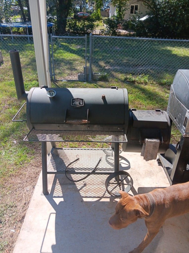 BBQ SMOKER GRILL