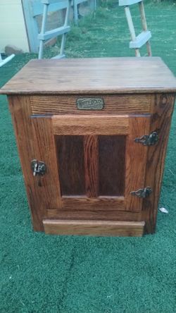 Vintage Bureau