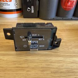80-90 Cadillac Windshield Wiper Switch