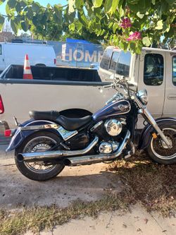 KAWASAKI VULCAN AÑO 2001 EN MUY BUENAS CONDICIONES