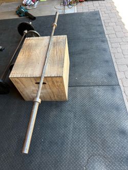 7’  Olympic bar