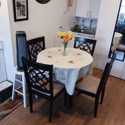 36" Glass Dining Round Table with 4 Chairs