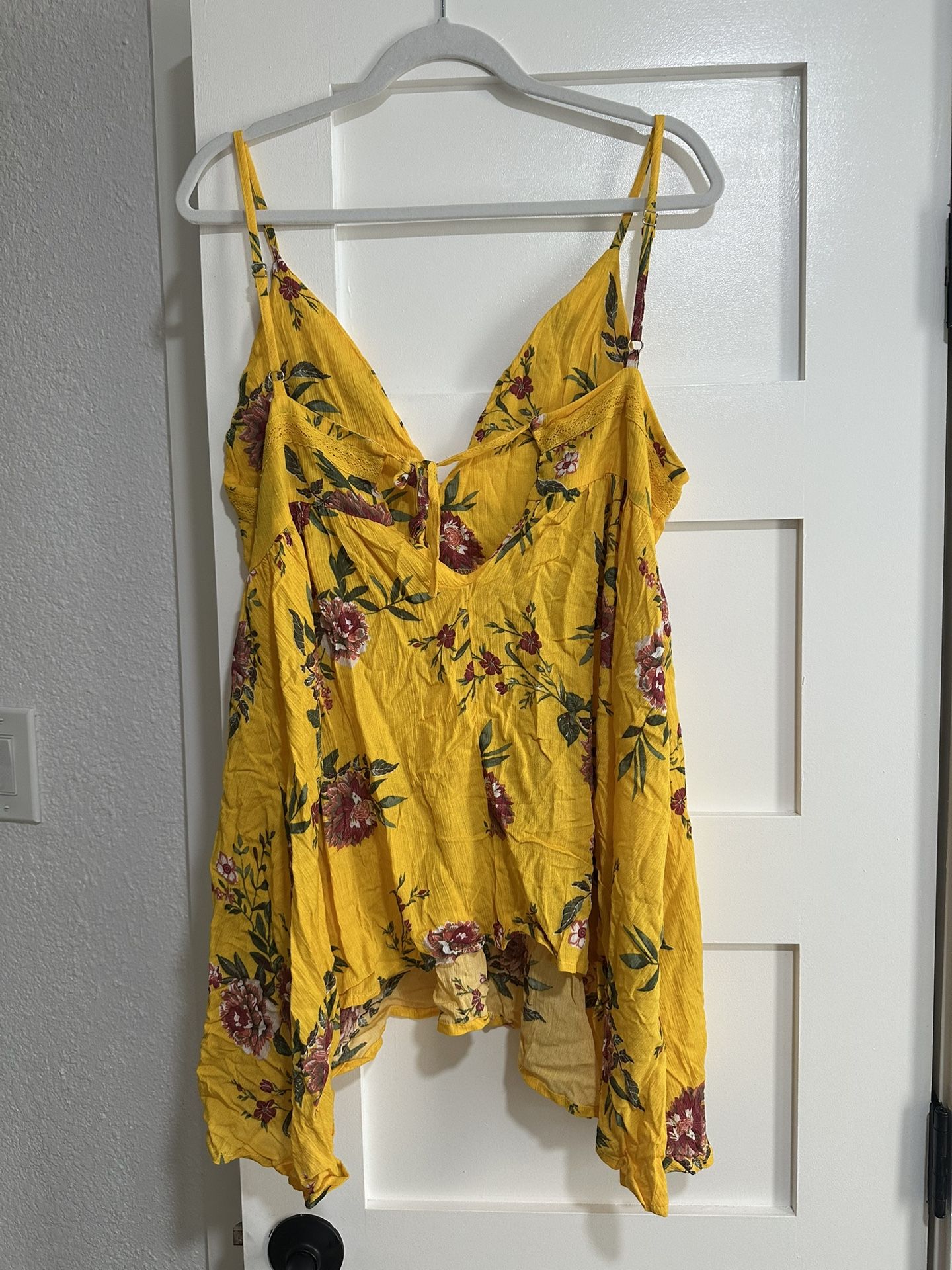 Women’s Clothes $1-$3