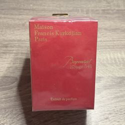Baccarat Rouge 540 cologne 