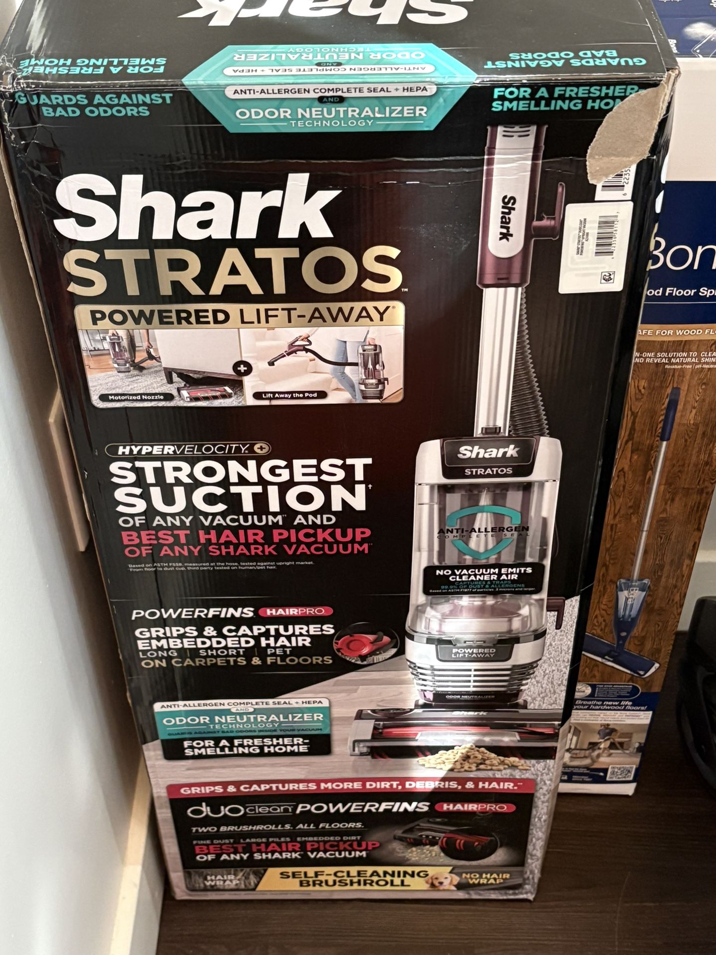 SHARK STRATOS VACUUM
