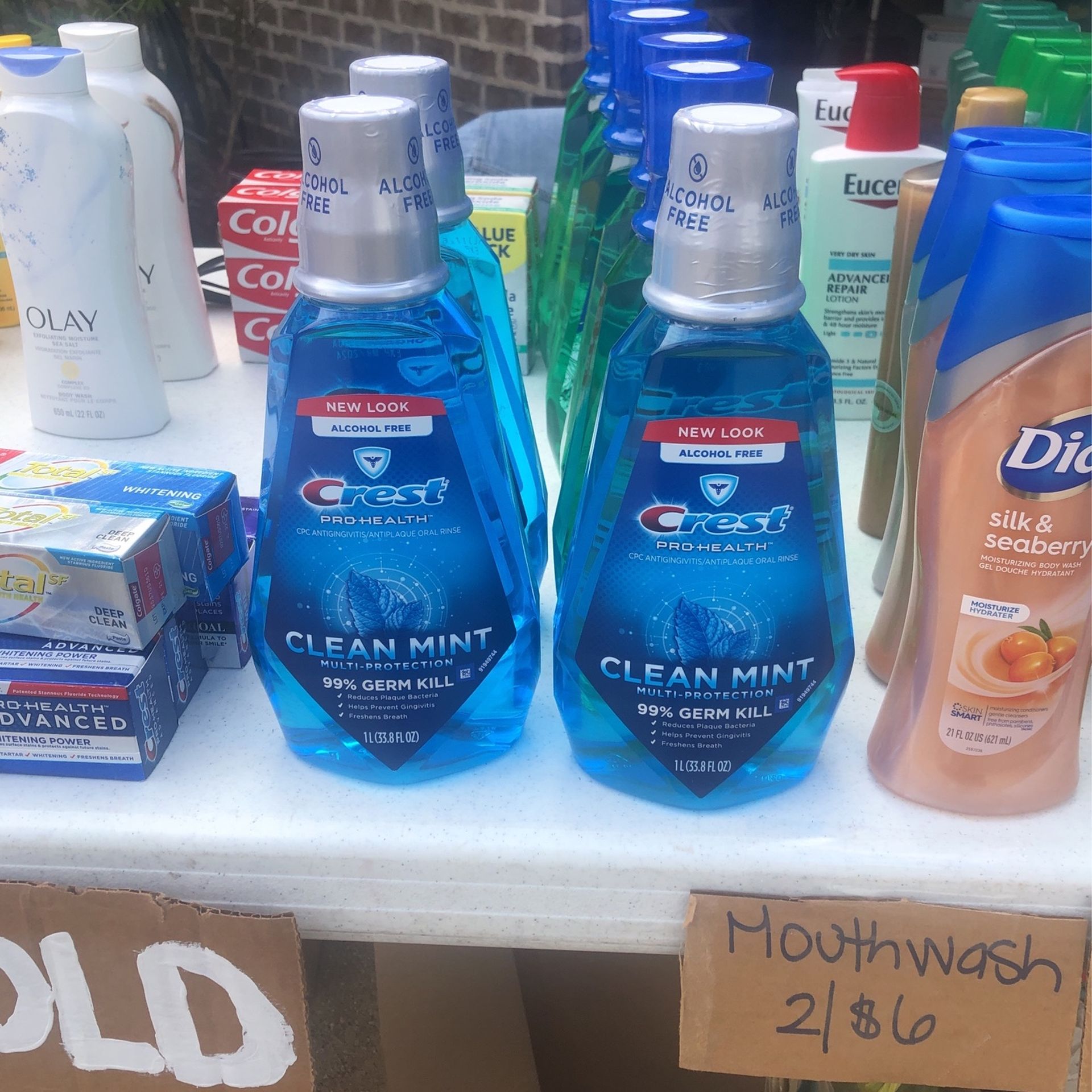 Mouth Wash 2 For $5