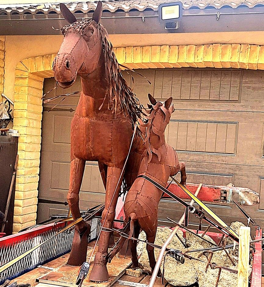 Huge Metal Art HORSE AND FOAL STATUES.
