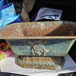 Garden - Mid Century & Cast Iron 