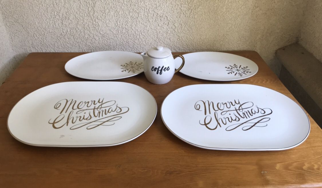 Brand new heavy porcelain Christmas serving platters and carafe bundle set - all for $30