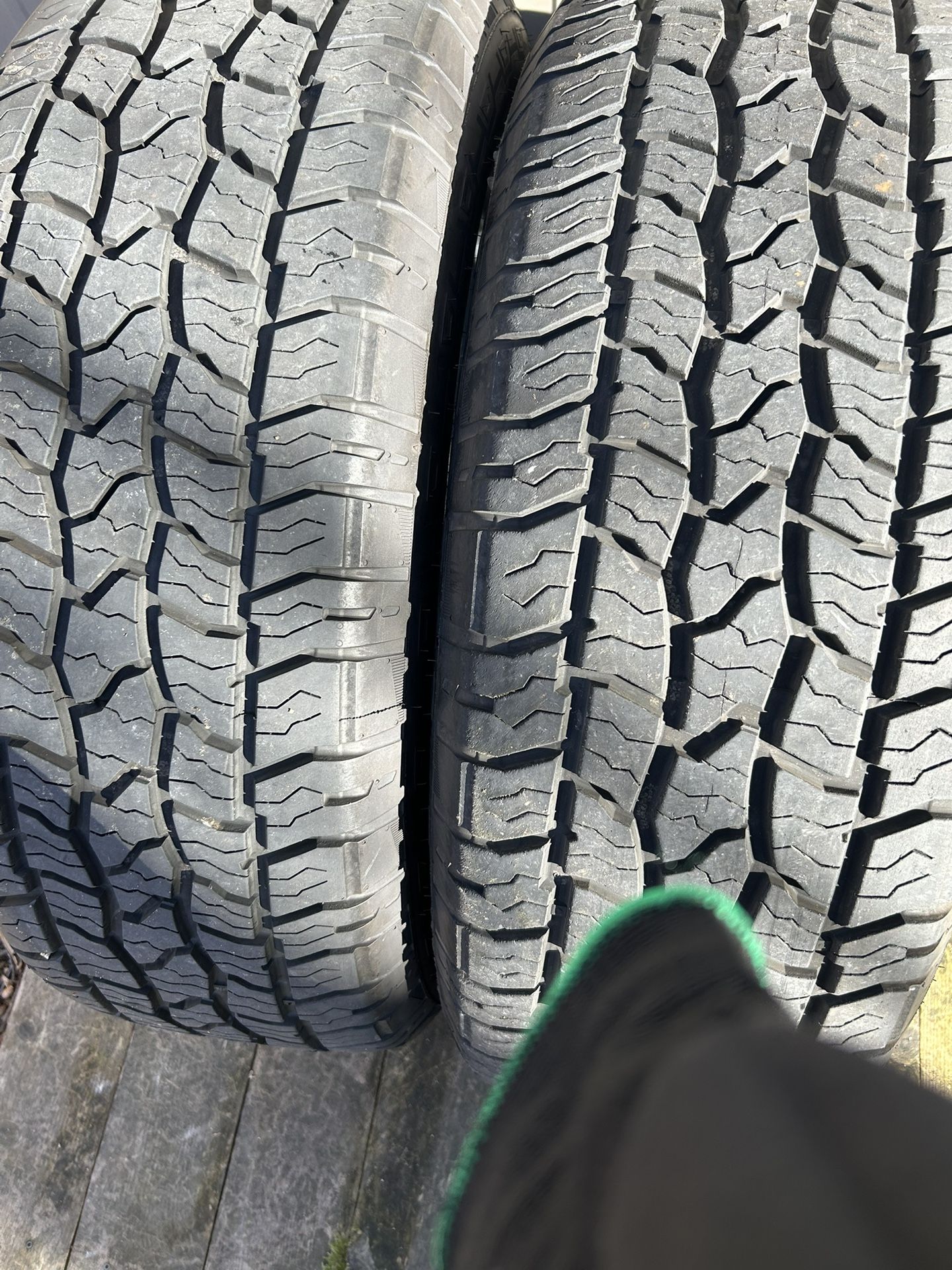 3 Tires 275/60 R20 