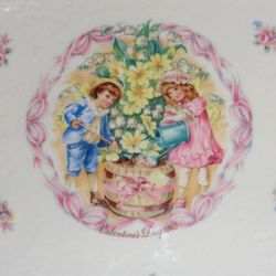 RARE FIND! VINTAGE 1985 'love poem' plate from Royal Doulton Victorian VALENTINES DAY Collector's plates