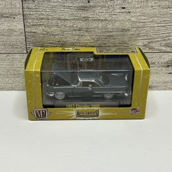 M2 Machines Auto Trucks Gray ‘1957 Chrysler 300C • Die Cast Metal • Made in China Scale 1:64