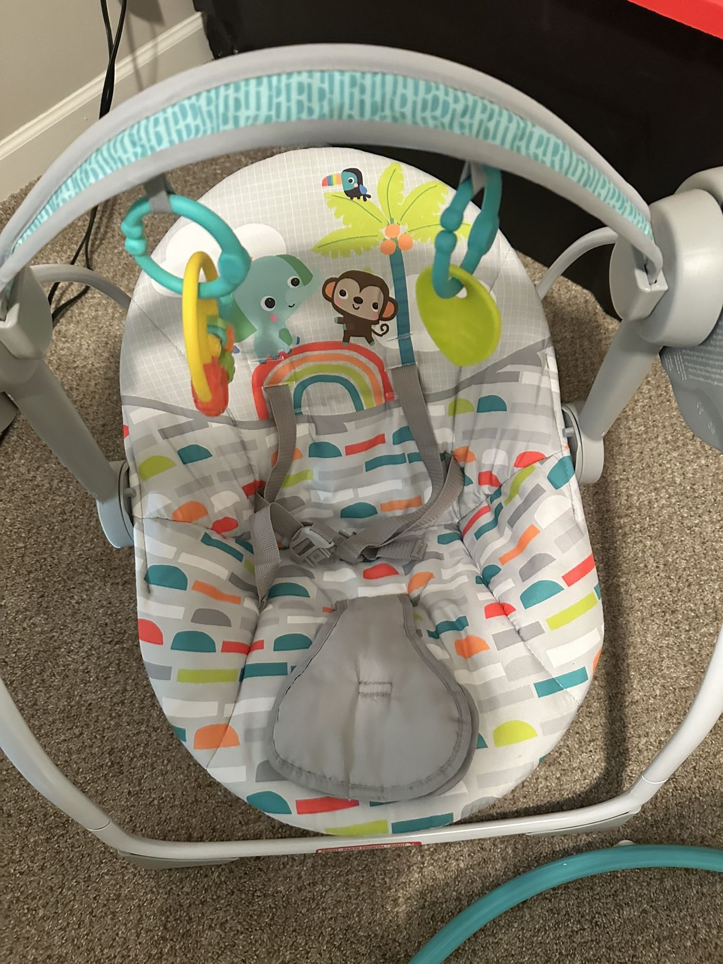 Baby Swing Like New (battery Operated) 