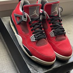 SIZE 14 Toro Bravo Jordan 4 Retro 