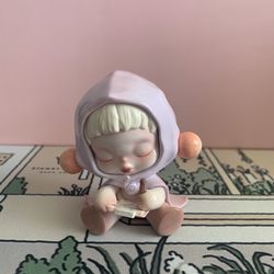 POP MART SKULLPANDA Warmth Series Action Figure 