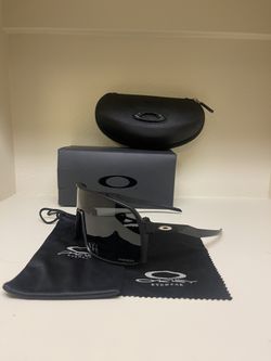 Oakley Sutro Black New