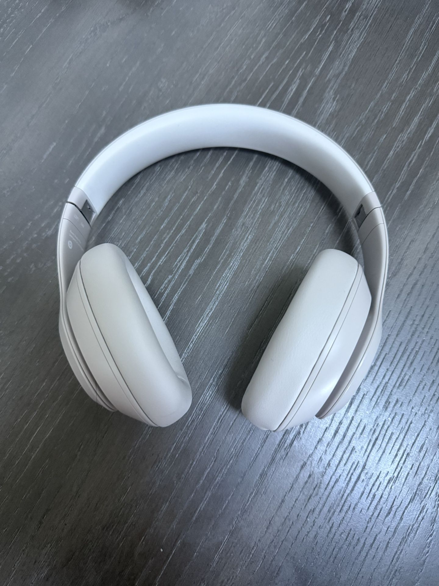 Beats Studio Pro