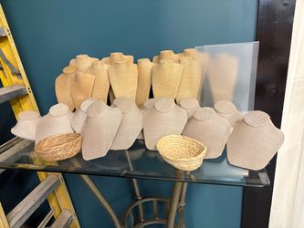 29 Piece retail bundle