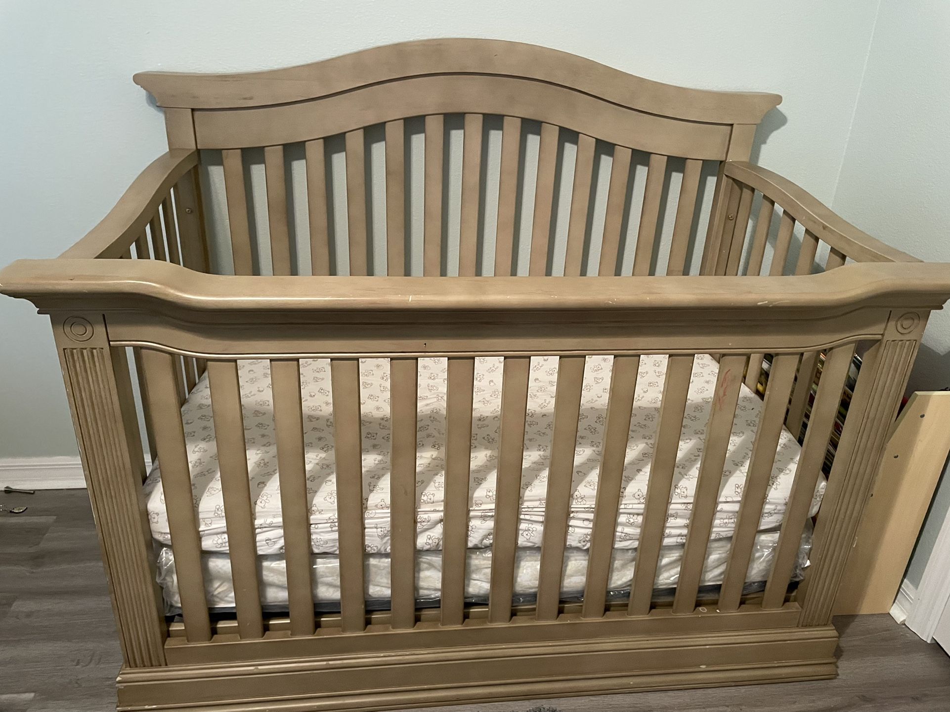 Baby/ Toddler Crib