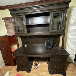 Two-Piece Office Desk