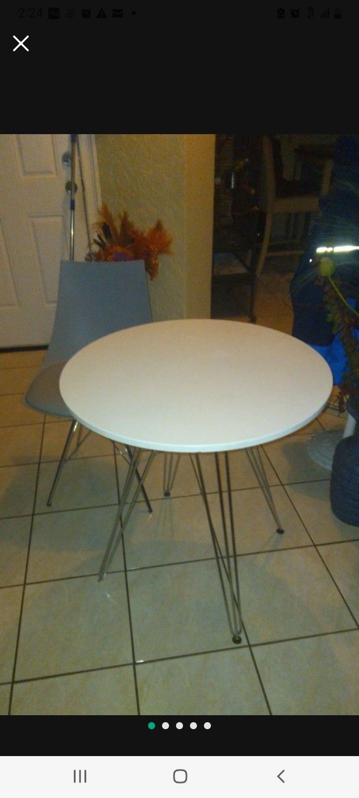 Small Dinning Tale And Chair