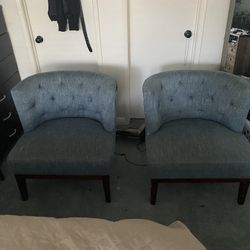 2x Blue Cushioned Chair