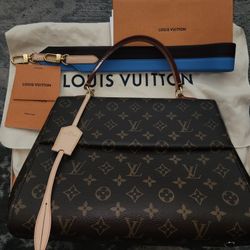 ✨ Louis Vuitton Cluny MM Monogram Canvas – Classic Top Handle Bag – Excellent Condition w/ Receipt✨