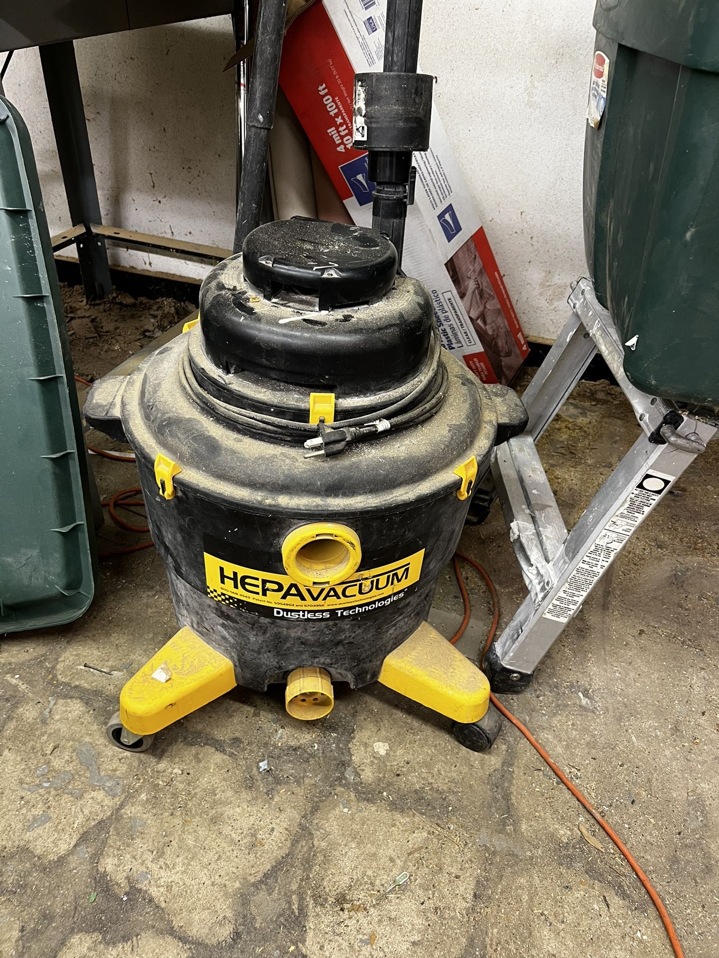 Hepa Vacuum With Attachments 