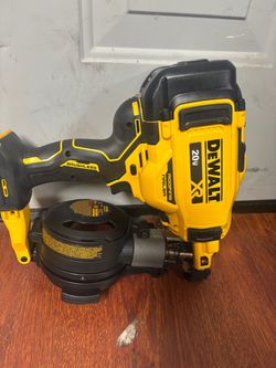 Dewalt 20v roofing nailer
