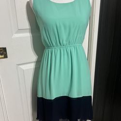 Dress M