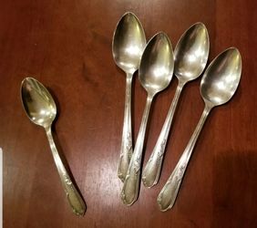 WM A Rogers A1 Plus Oneida Ltd Silverplate Silverware