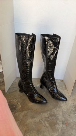 Black boots