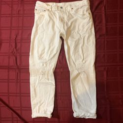 White Levi 501s