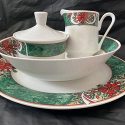 Gibson Designs Marble Holly 4 Pieces