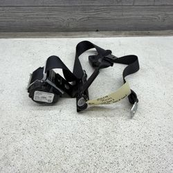 2019-2025 Dodge Ram 1500 Crew Cab Center Rear Seat Belt 