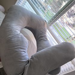 Momcozy Pregnancy Pillow