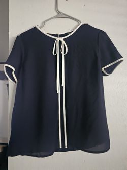 Medium Forever 21 Blouse 