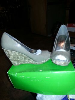 Ladies Sam & Libby shoes