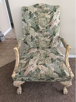 Living room chair