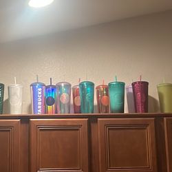 Starbucks Cups 
