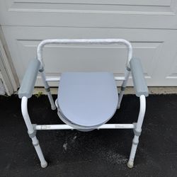 BEDSIDE COMMODE TOILET ASSISTANCE 
