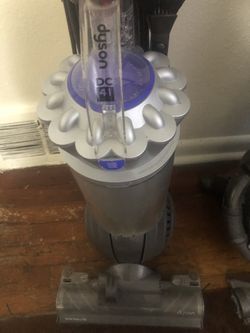 dyson DC41 Vacuum 