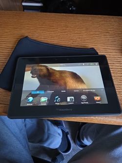 BlackBerry PlayBook 16GB, Wi-Fi, 7 inch - Black Ready To Use 
