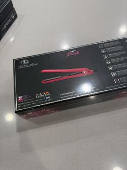 Royals Pink Flat Iron