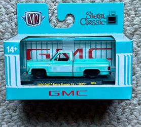 M2 Machines 1976 GMC SIERRA GRANDE 15