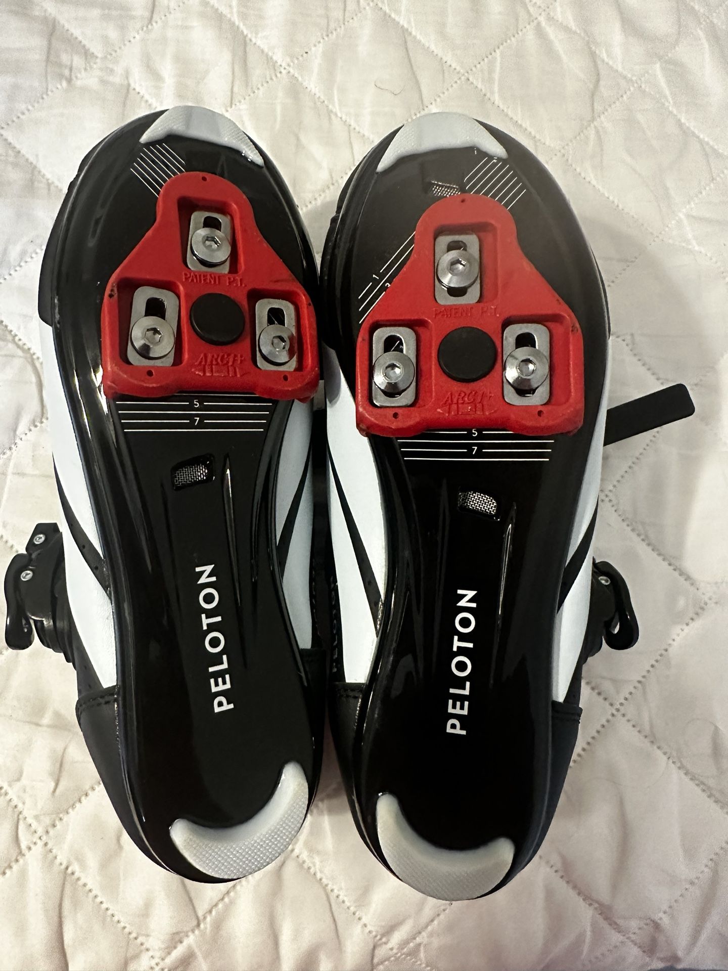 Peloton Size 40 Shoes