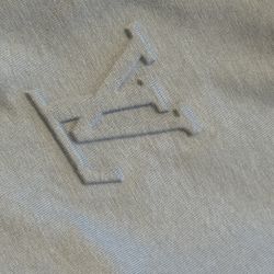 Louis Vuitton T Shirt Large Authentic $500 LV