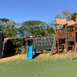 Free Swing set 
