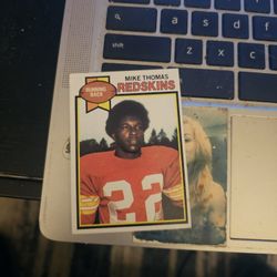 Mike Thomas 1979 Topps Football Card