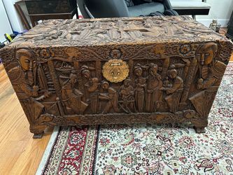 (40x22x20”) camphorwood chest